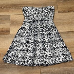 🌈 My Michelle juniors  strapless navy and white lace dress size 1 🌈